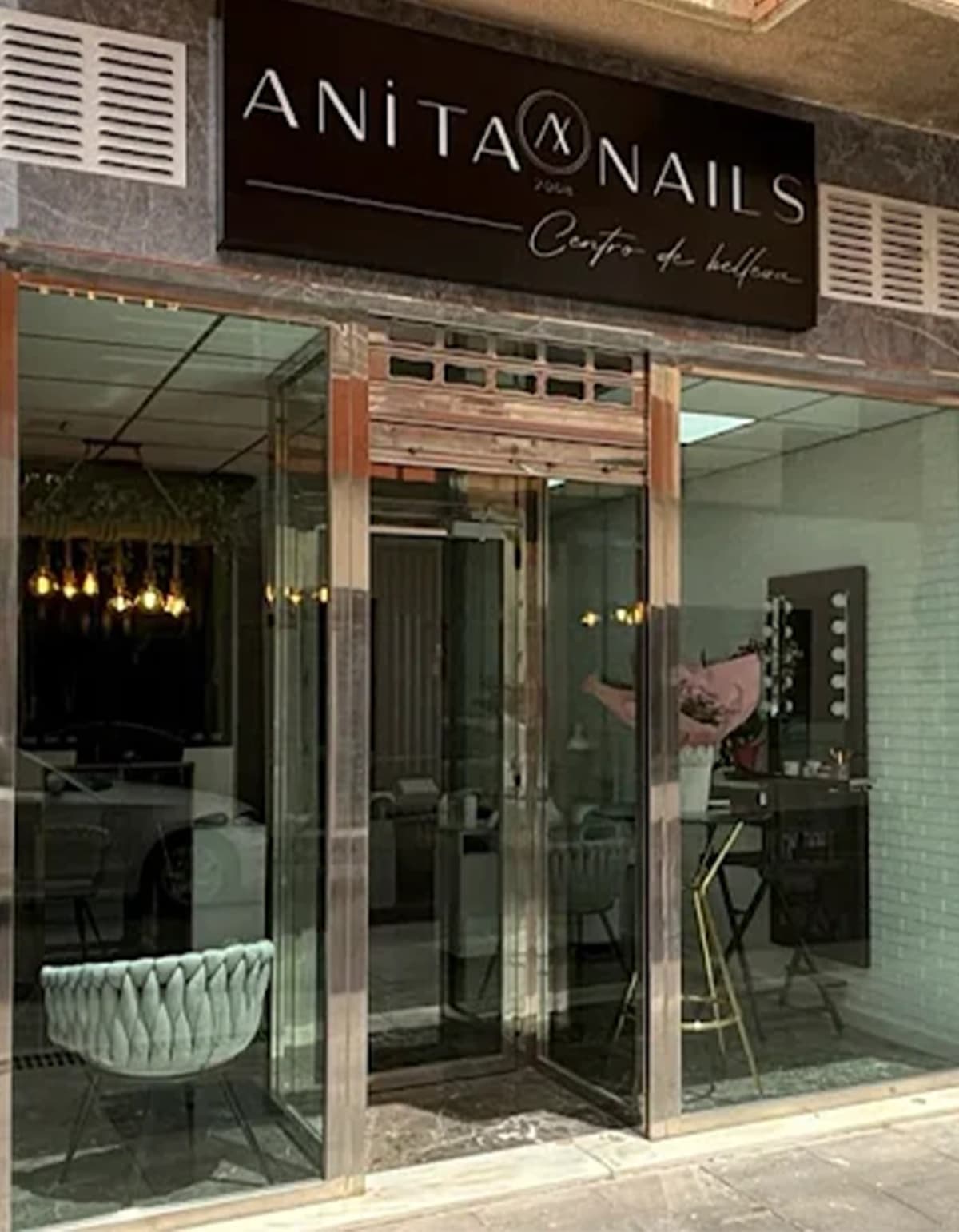 Anita Nails – salón 1